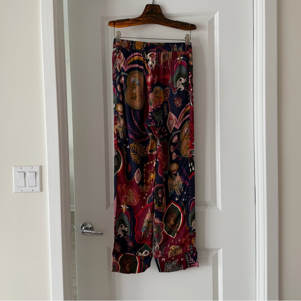 Farm Rio Multicolor Artsy Surreal Land Pants - Picture 8 of 8